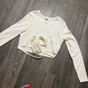H&M Cream Long Sleeve Crop Top